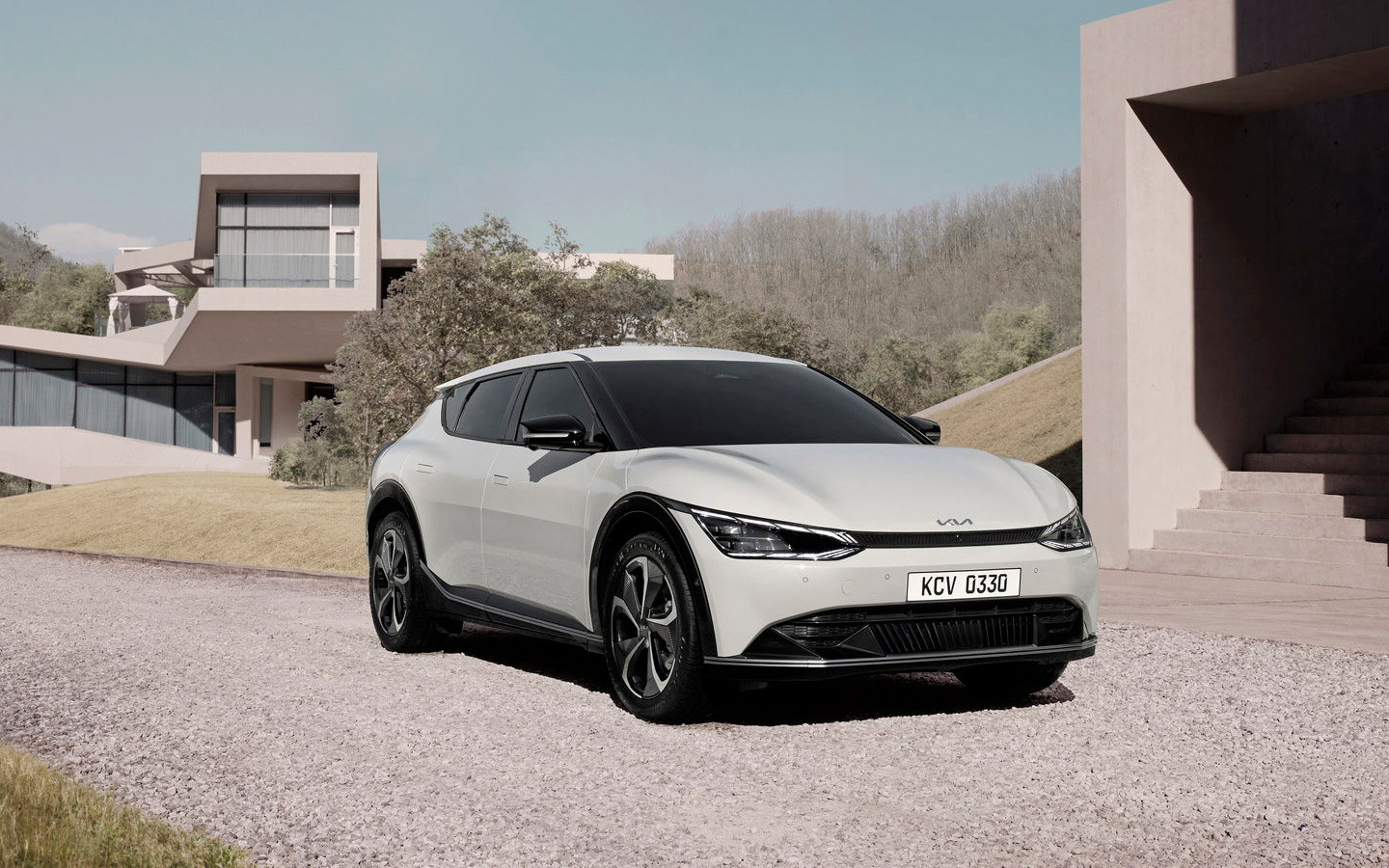 Kia EV6 – корейський кросовер з новим фірмовим дизайном