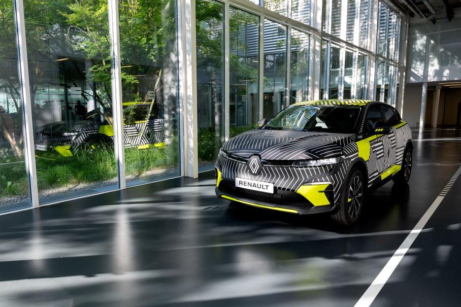 Електричний Renault MeganE отримав більше інформації про себе