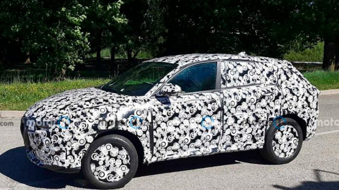 Серійна Alfa Romeo Tonale вирушила на тести