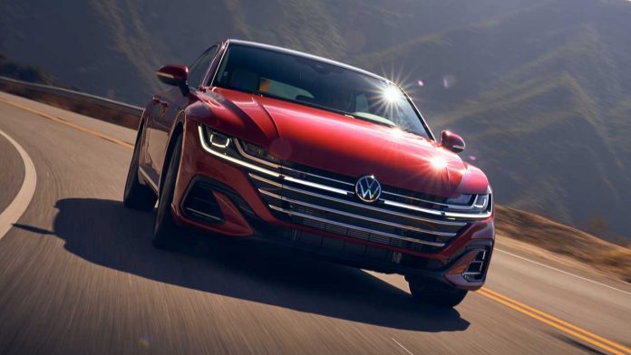 Для оновленого Volkswagen Arteon підготовлений більш потужний двигун