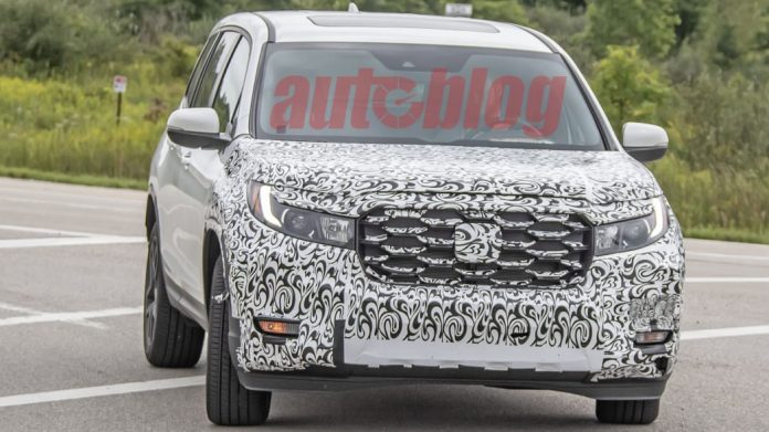 Оновлений Honda Passport потрапив до об'єктивів фотошпигунів