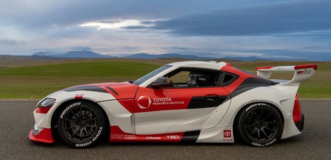 Автопілот від Toyota тепер вміє дрифтувати (ВІДЕО)