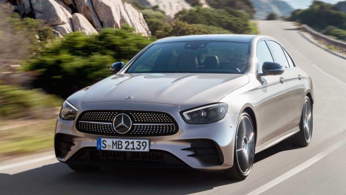 П'яте покоління Mercedes-Benz E-Class покидає конвеєр