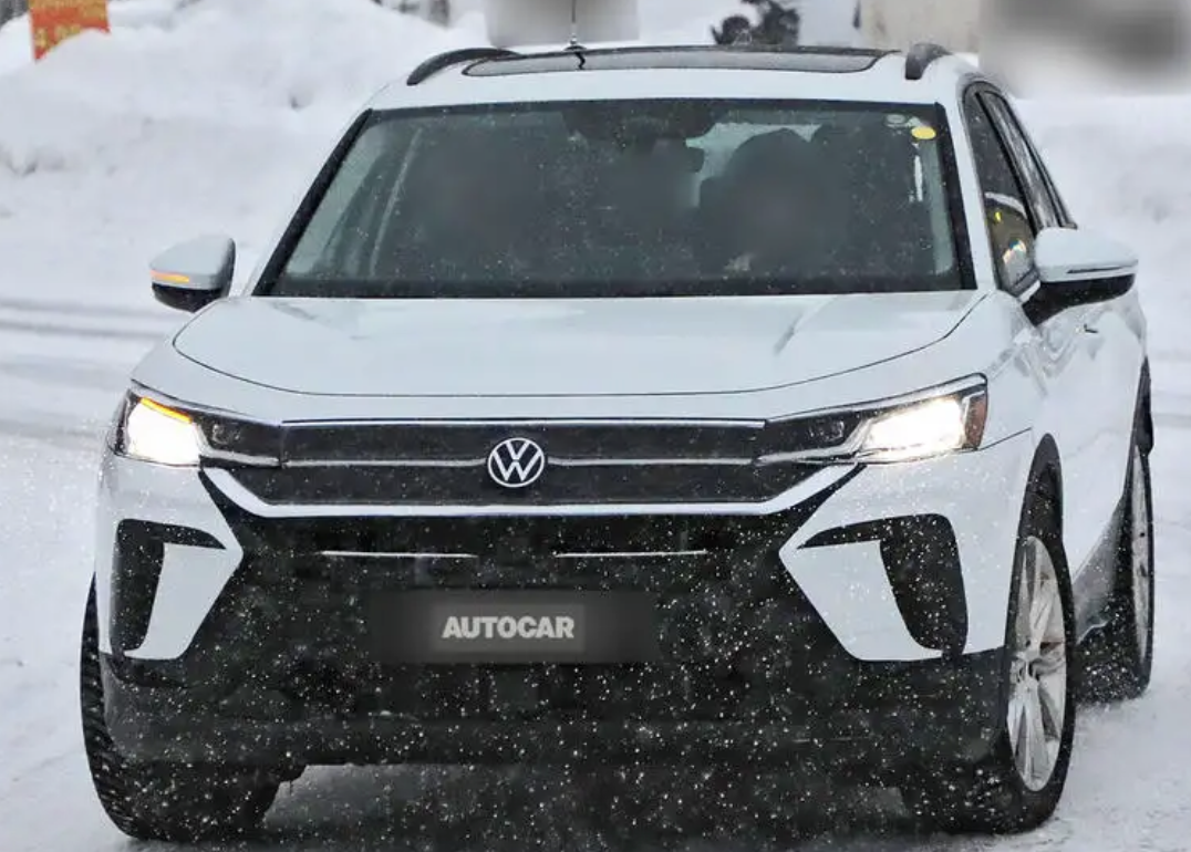 Volkswagen на порозі презентації нового T-Roc, який позиціонується як найкращий авто з ДВЗ