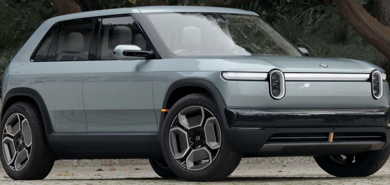 Rivian представляє компактний електричний позашляховик R3