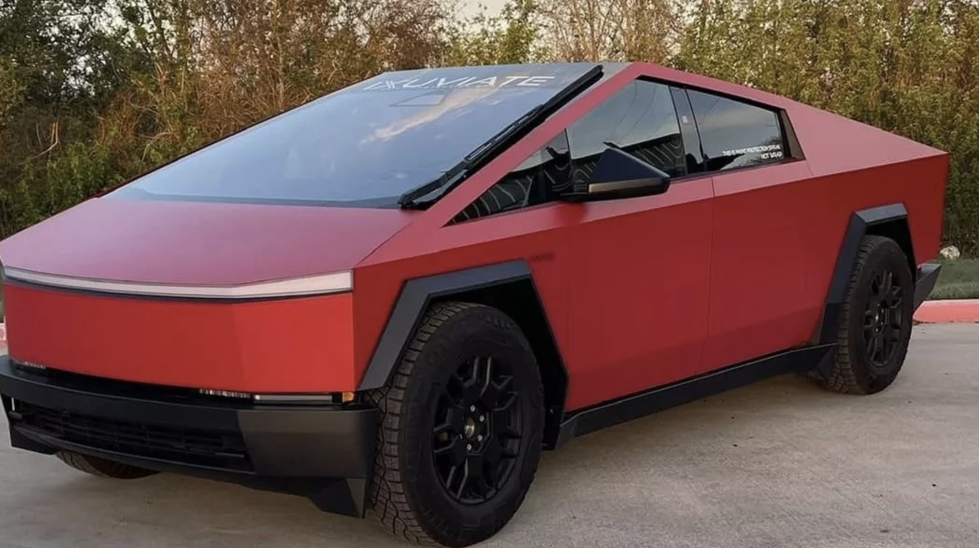 Tesla Cybertruck зазнав вражаючого перетворення