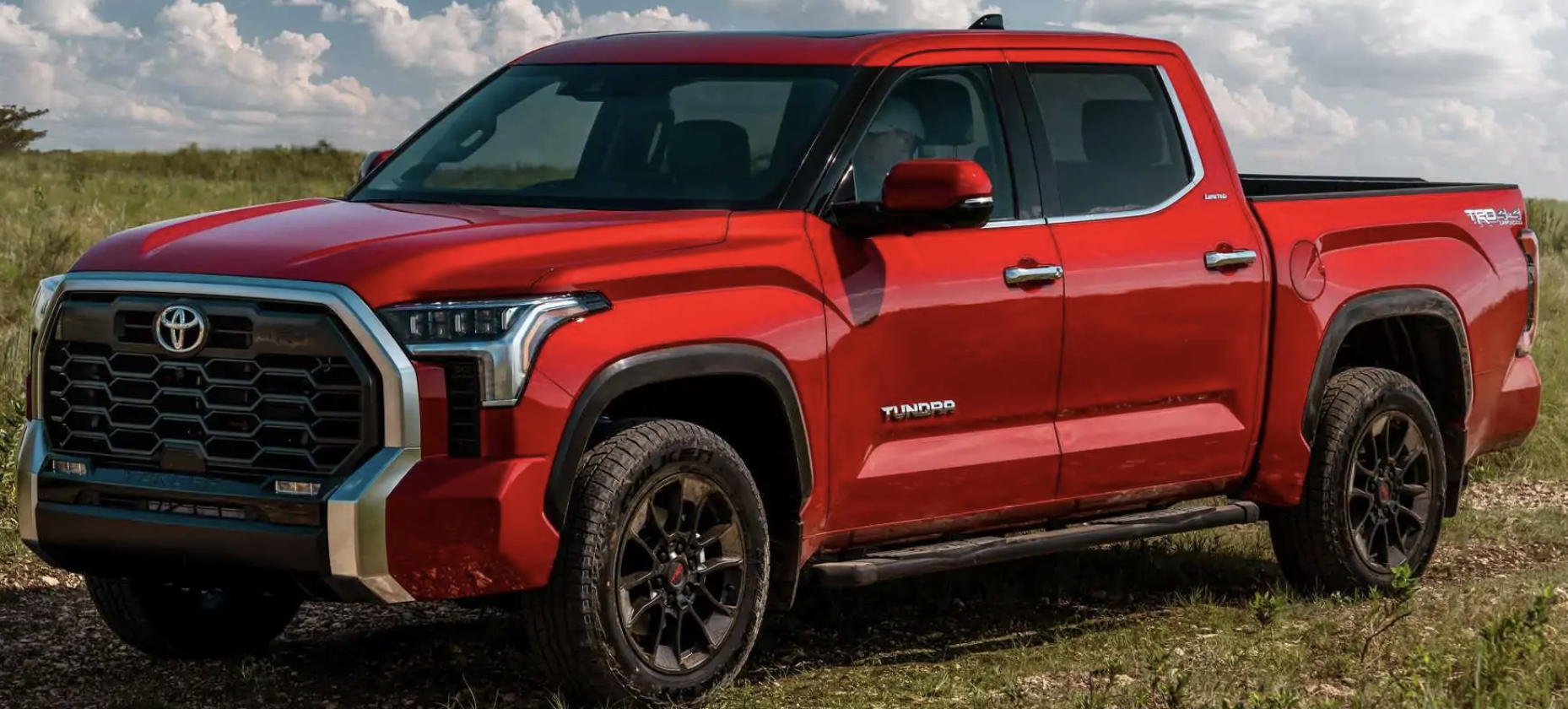 Toyota замінила 100,000 дефектних моторів у Tundra та Lexus LX