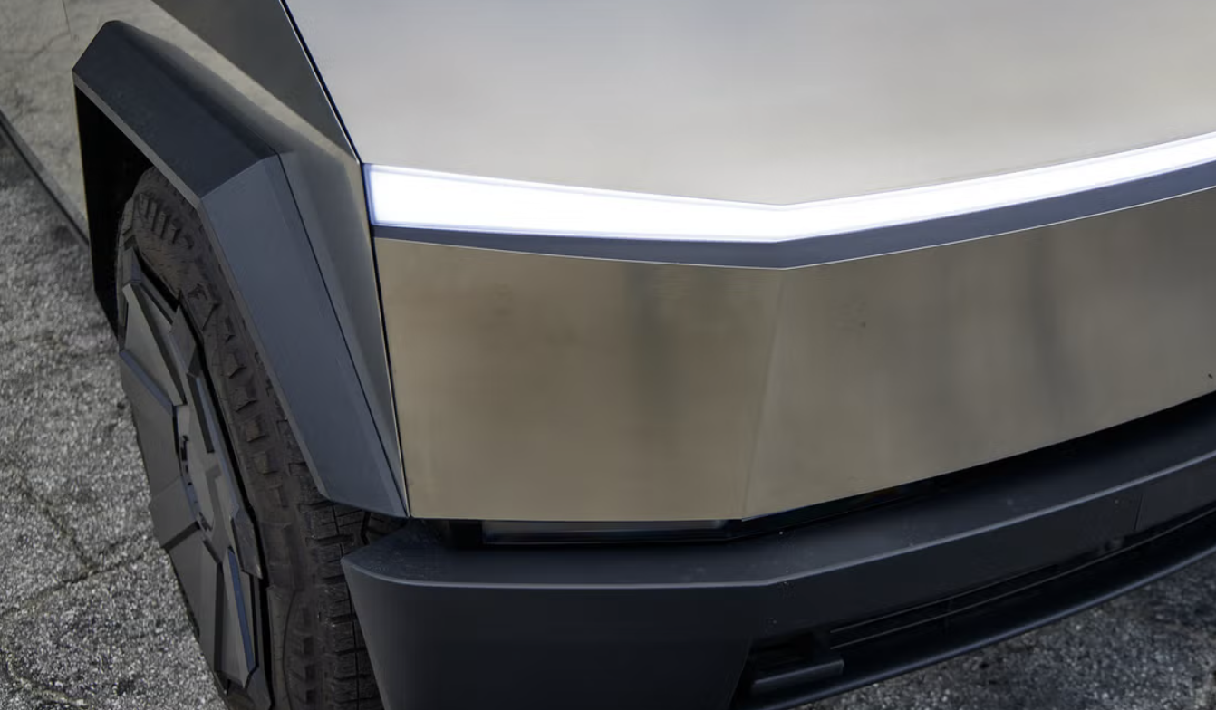 Tesla нарешті випускає роботаксі після тривалих затримок