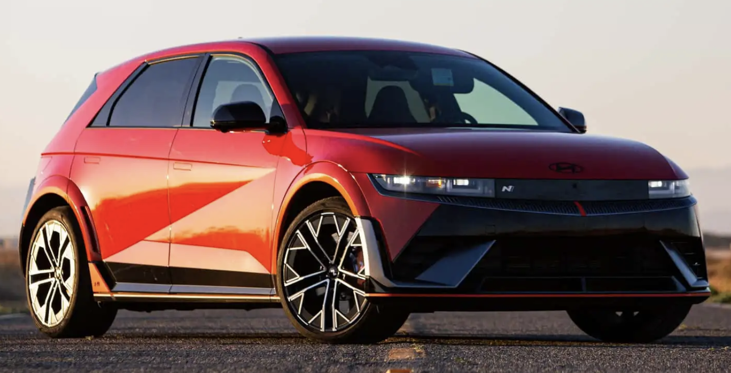 Hyundai Ioniq 5 N: дрифт на вибір та нові оновлення