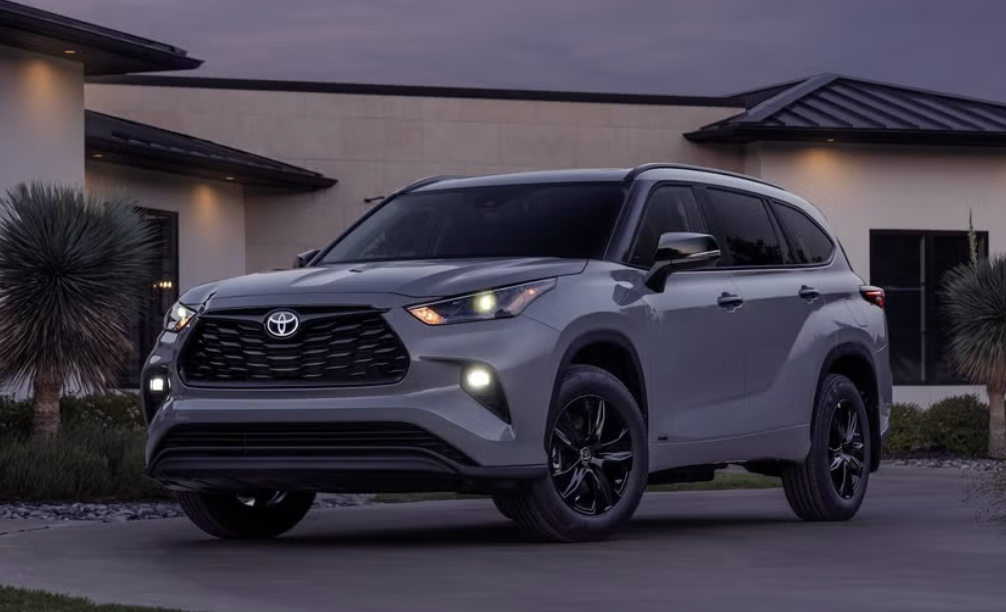 Toyota Highlander Hybrid 2025 подорожчав на $5000 - до $47,470