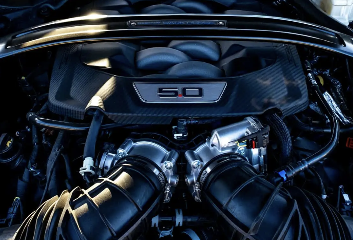 Ford визнає: водіям більше не цікаві ДВЗ