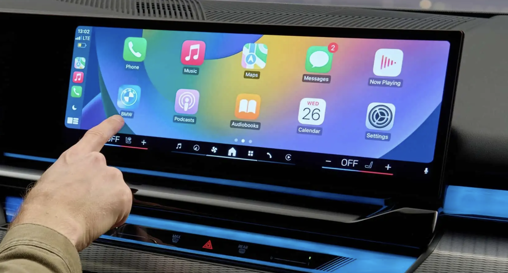 BMW: більшість водіїв обирають навігацію iDrive замість Apple CarPlay