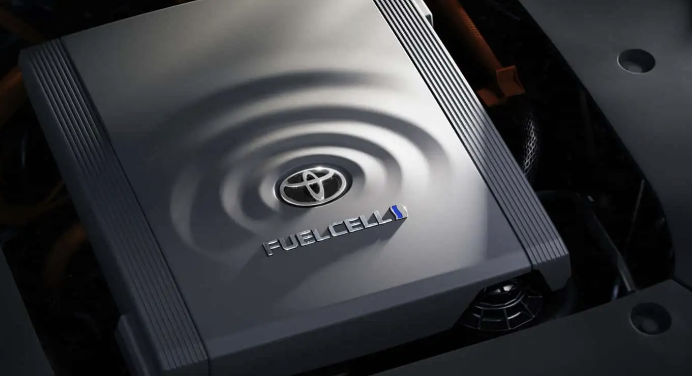 Toyota прогнозує заміну дизельних двигунів на водневі у майбутньому