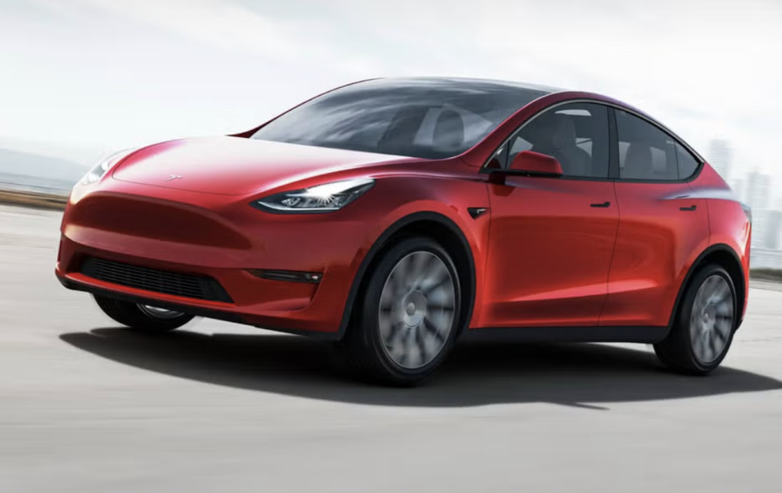 Дефектні ручки Tesla Model Y: у США розпочали федеральне розслідування