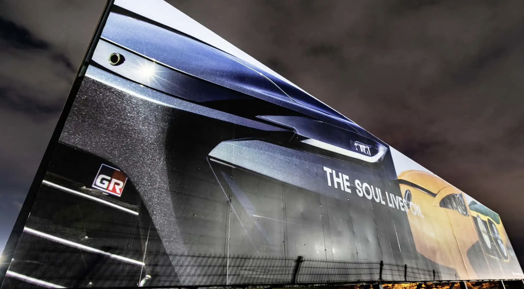 Toyota готує новий спорткар GR — спадкоємця легендарних 2000GT та Lexus LFA