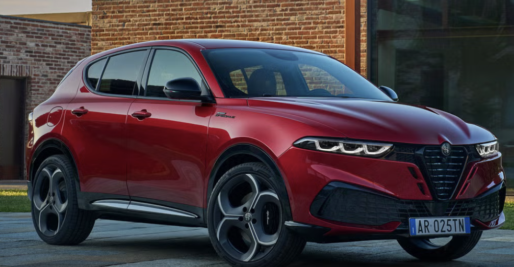Alfa Romeo Tonale 2026: стиль точніший, гібрид відсутній