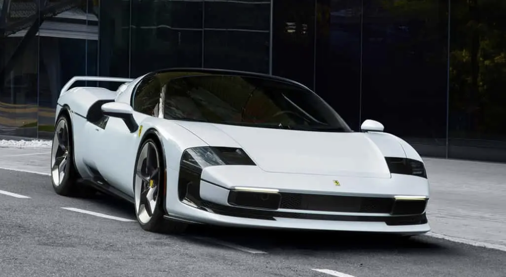 Ferrari представила унікальний SC40 — сучасне переосмислення легендарного F40