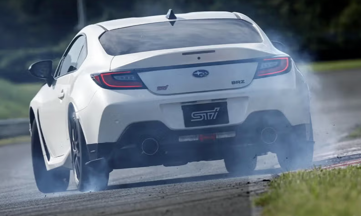 Subaru презентувала BRZ STI Sport Type RA — особливу серію, натхненну треком