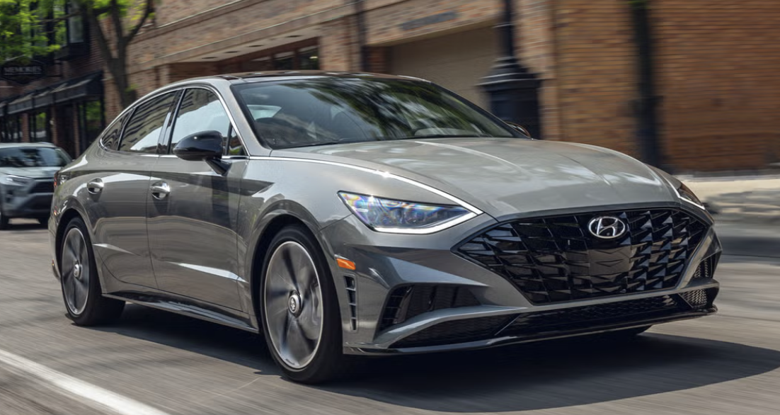 Hyundai відкликає понад 85 тисяч Sonata через ризик пошкодження паливного бака