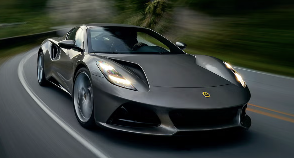 Lotus Emira отримає гібрид: нова ера для британського спорткара