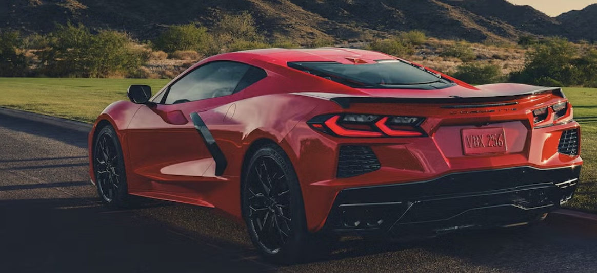 Оновлений Chevrolet Corvette Stingray став найдоступнішим серійним автомобілем, здатним розігнатися до 322 км/год