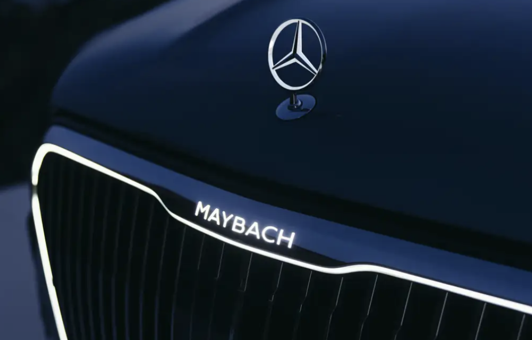 Mercedes-Maybach GLS 680 2027 року отримав потужніший V8 та ще більше розкоші