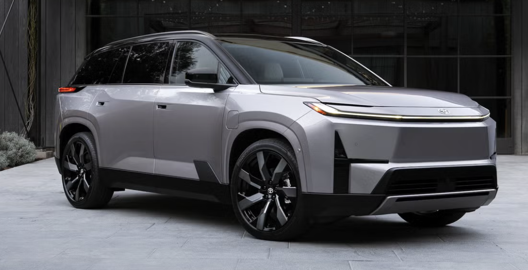 Toyota вдруге переносить запуск електричного Highlander: старт виробництва відклали до 2027 року