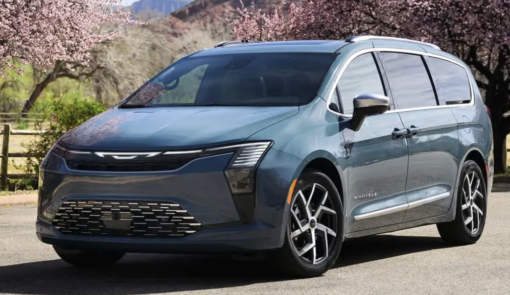 Chrysler готує два доступні кросовери Arrow за ціною до $30 тисяч