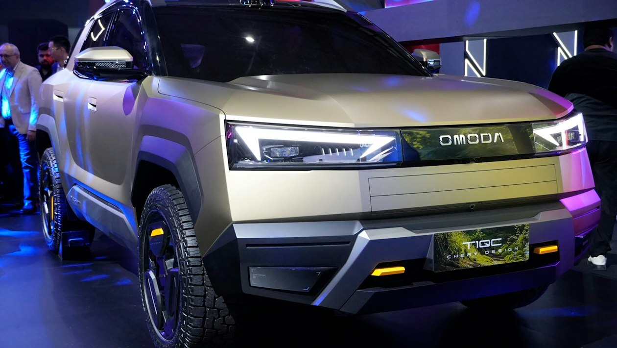 Omoda X представили офіційно: брутальний кросовер отримав салон у стилі суперкара