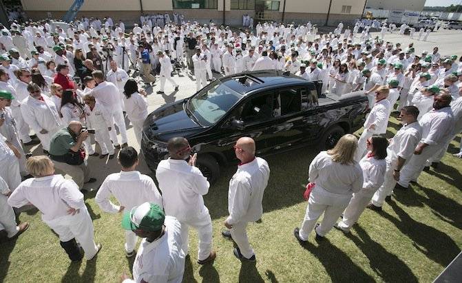 Розпочалося серійне автовиробництво другої генерації пікапа Honda Ridgeline