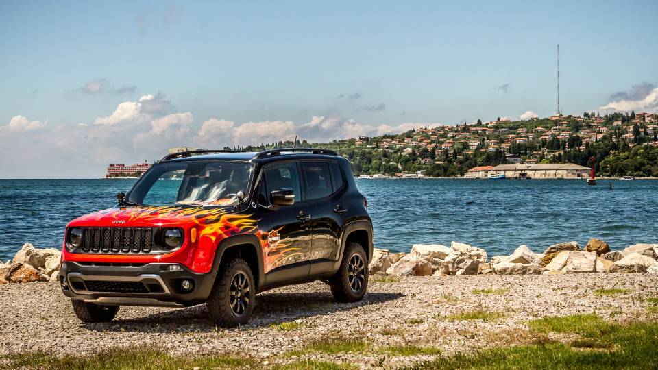 Особливий Jeep Renegade став дарунком на честь мотоциклів Harley-Davidson