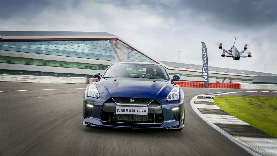 Квадрокоптер від Nissan отримав силу суперкара