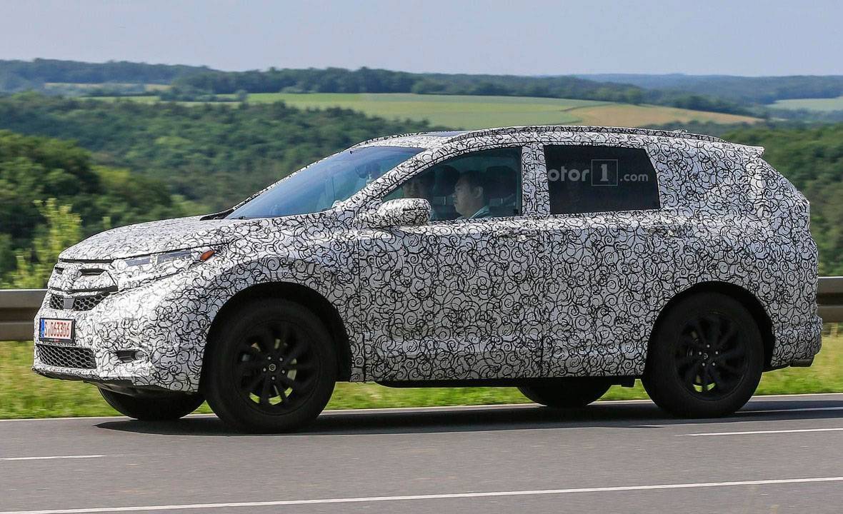 Honda презентує нове покоління паркетника CR-V через рік