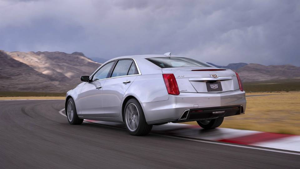 Cadillac CTS взяв у 4-дверного CT6 технології з екстер'єром