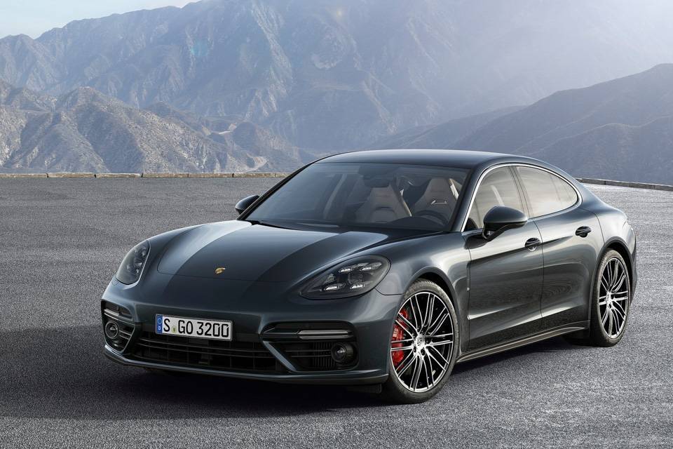 Новий гібрид Porsche Panamera стане 700-сильним