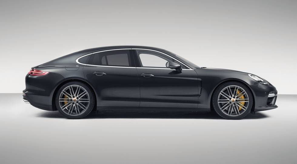 Porsche Panamera отримає «подовжену» версію