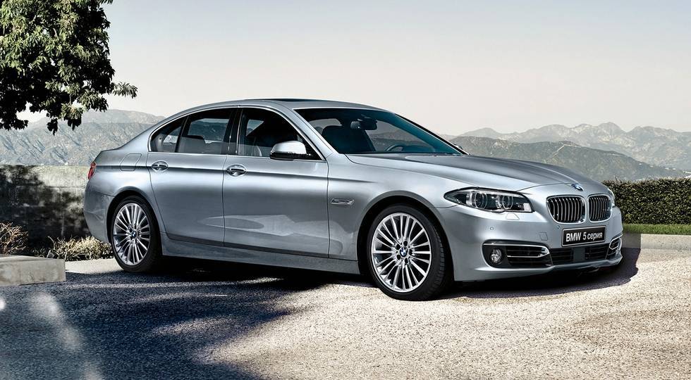 Нове покоління BMW 5 Series показали на відео