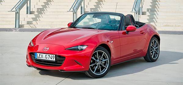 Новий Mazda MX-5 знизить свою вагу