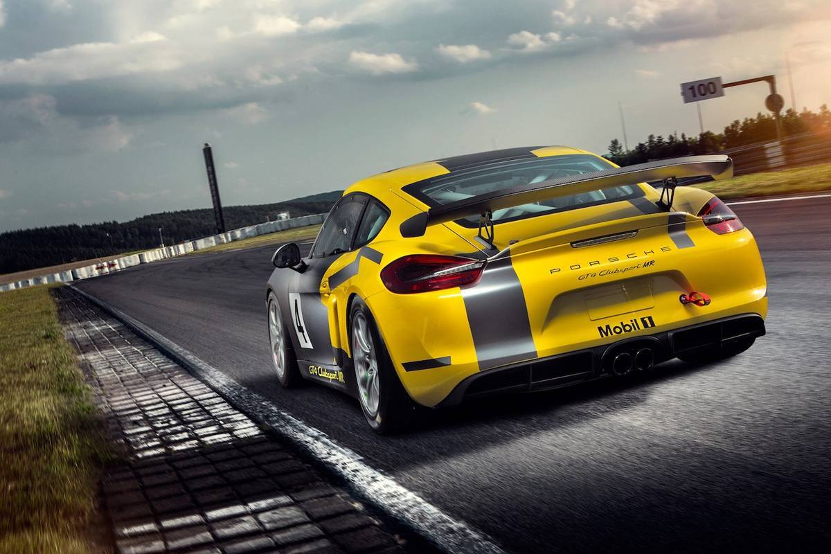 Для Porsche Cayman GT4 підготовлена надлегка версія