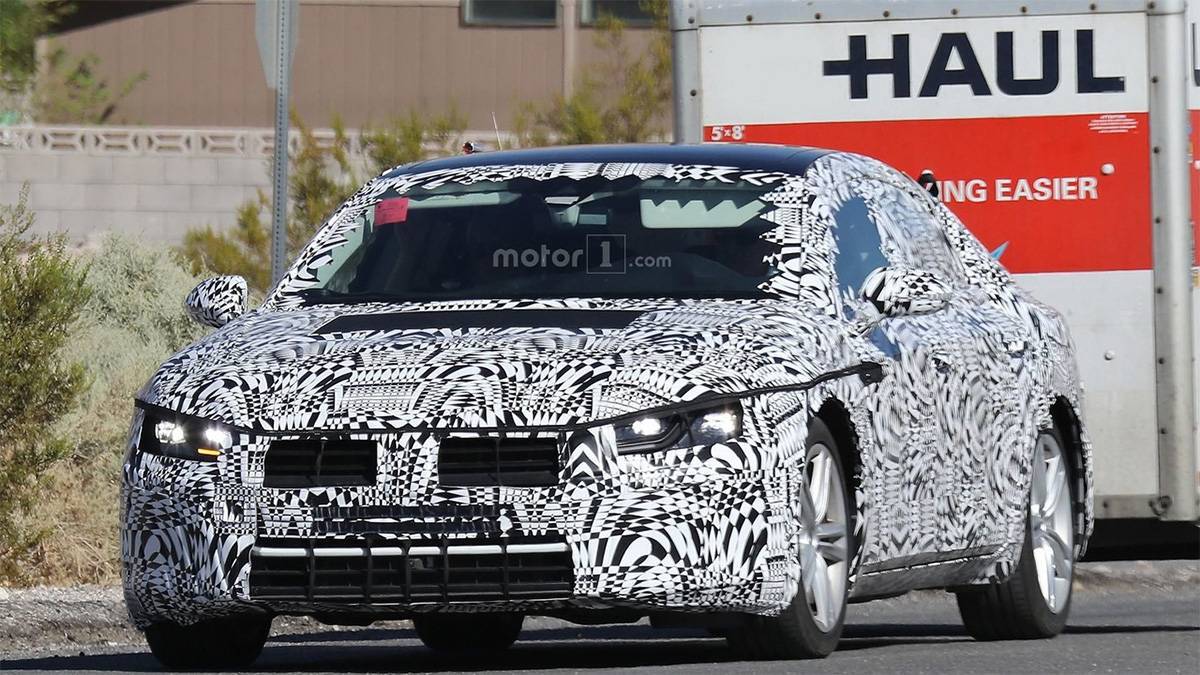 Нове покоління Volkswagen Passat CC вперше виїхало на тести