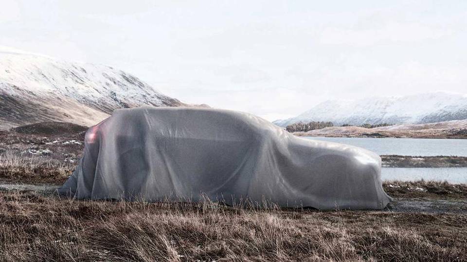Силует таємничого позашляхового універсала Volvo з'явився в Мережі