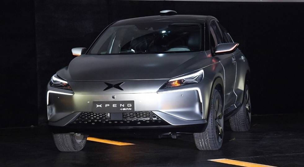 В Китаї була створена альтернатива Tesla Model X