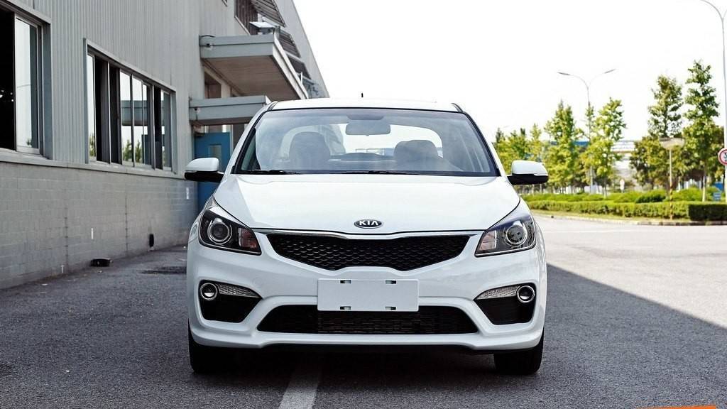 Екстер'єр новітньої Kia Rio достроково розсекречений