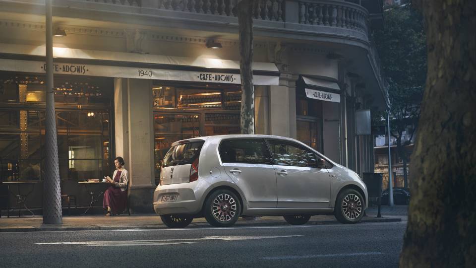 Seat зайнявся продажами автомобілів через Інтернет