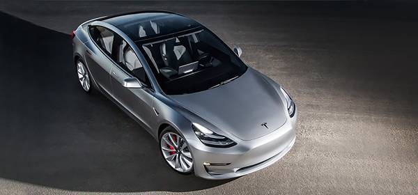 Tesla продала всі найбільш доступні електромобілі до 2018 року