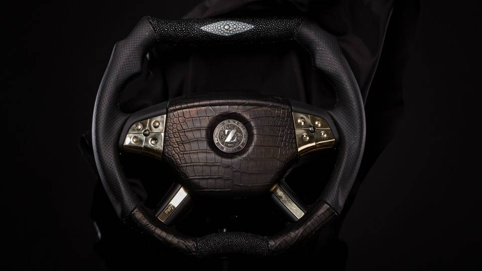 Dartz створить позашляховик, де кермо буде покрито золотом з діамантами