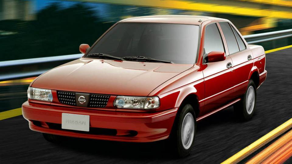 Nissan закінчує з виробництвом 25-річного автомобіля