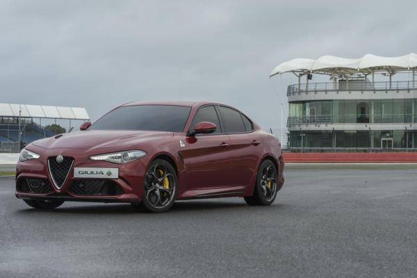 Майстер-клас по подоланню траси з закритими очима