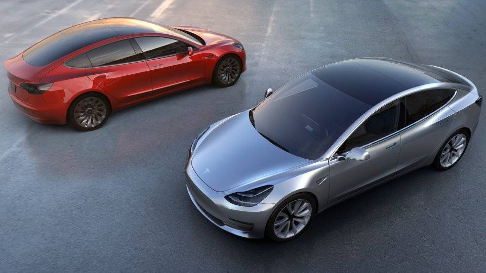 Tesla Motors змогла наїздити у всьому світі 5,6 млрд км