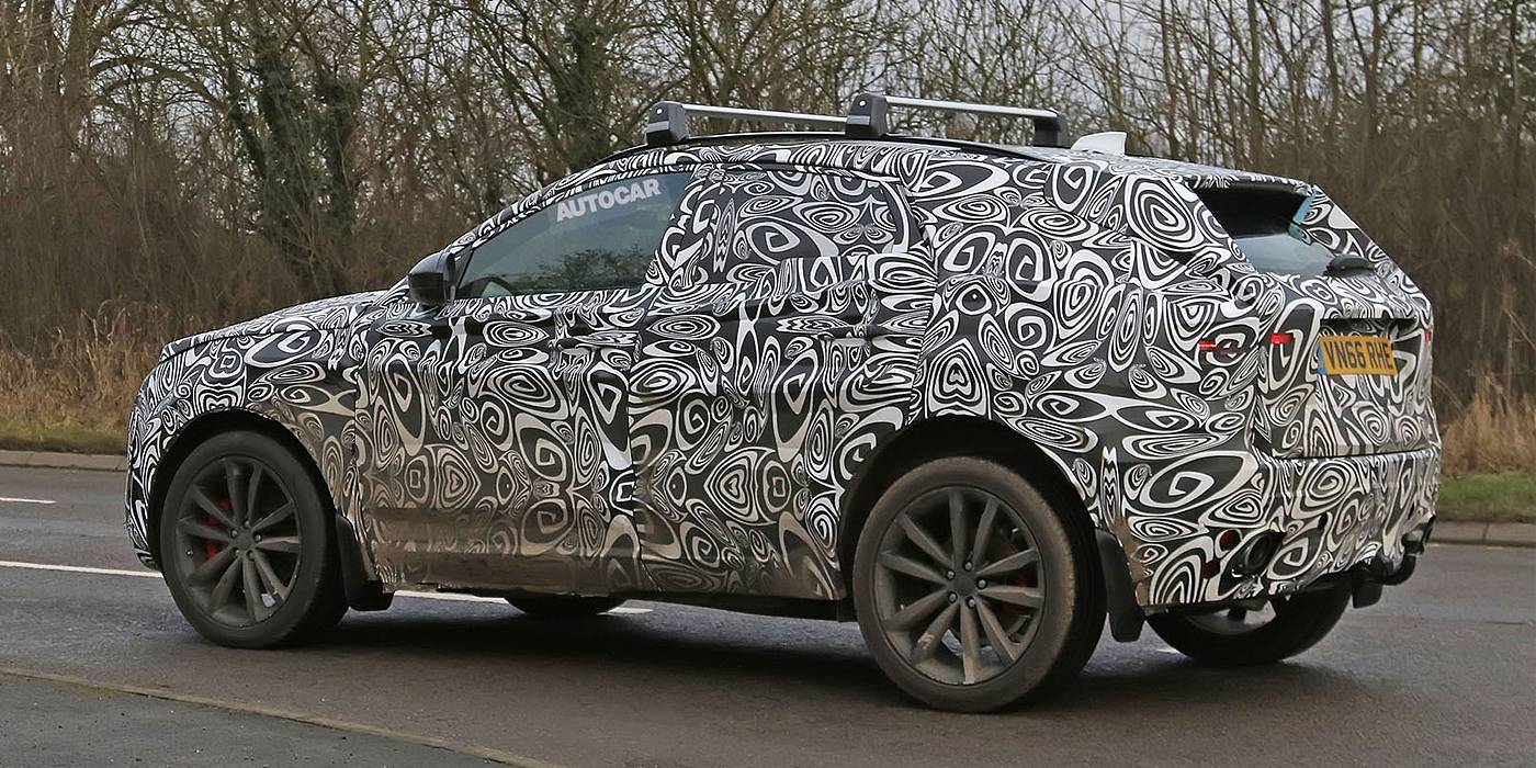 Вперше кросовер Jaguar E-Pace виїхав на тести